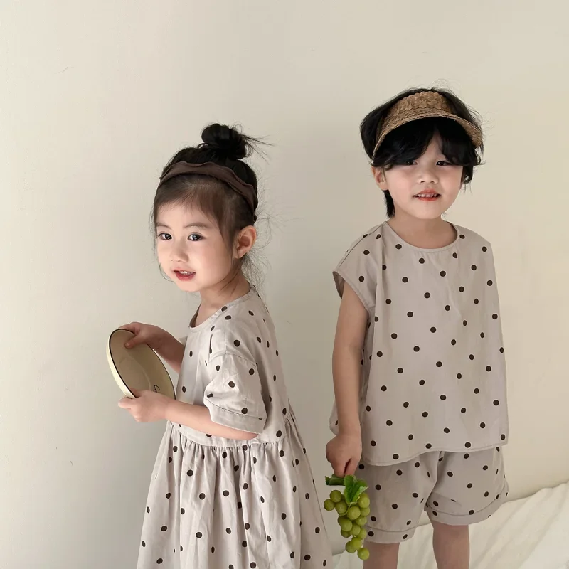 Conjunto de manga corta para niño y niña, traje holgado de Top y pantalón corto con estampado de lunares, trajes para hermanos y hermanas, novedad de verano 2024