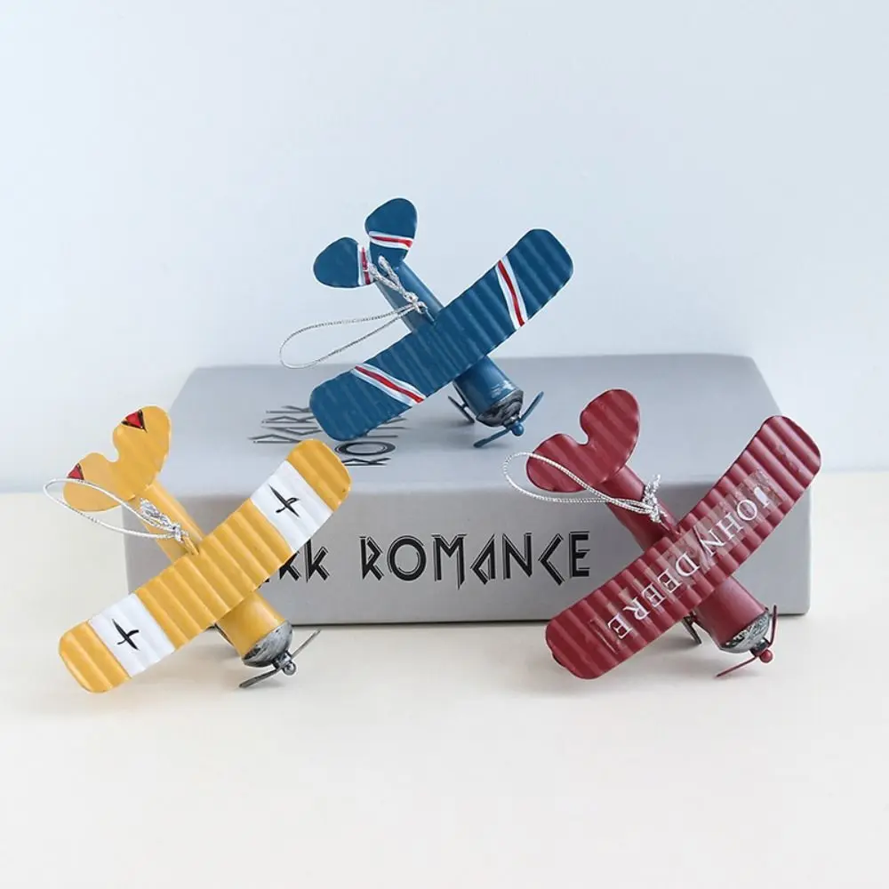 

Retro Can be Hung Aircraft Figurines With Rope Nordic Biplane Model Iron Art Desktop Props Bar Decoration