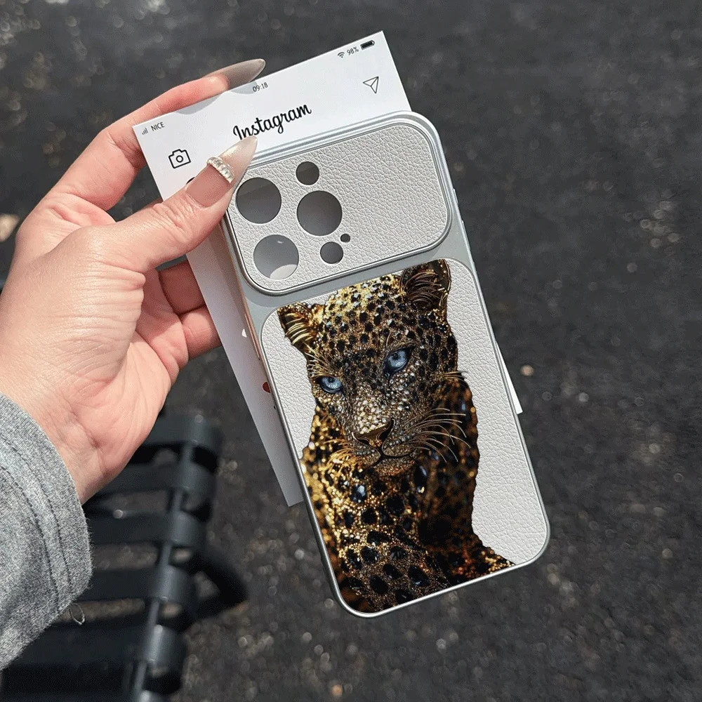 Chic Statement Leopard Head Phone Case For iPhone 17 16 15 14 13 12 Pro Max 16 15 Plus 17E Air Leather Shockproof Soft Cover