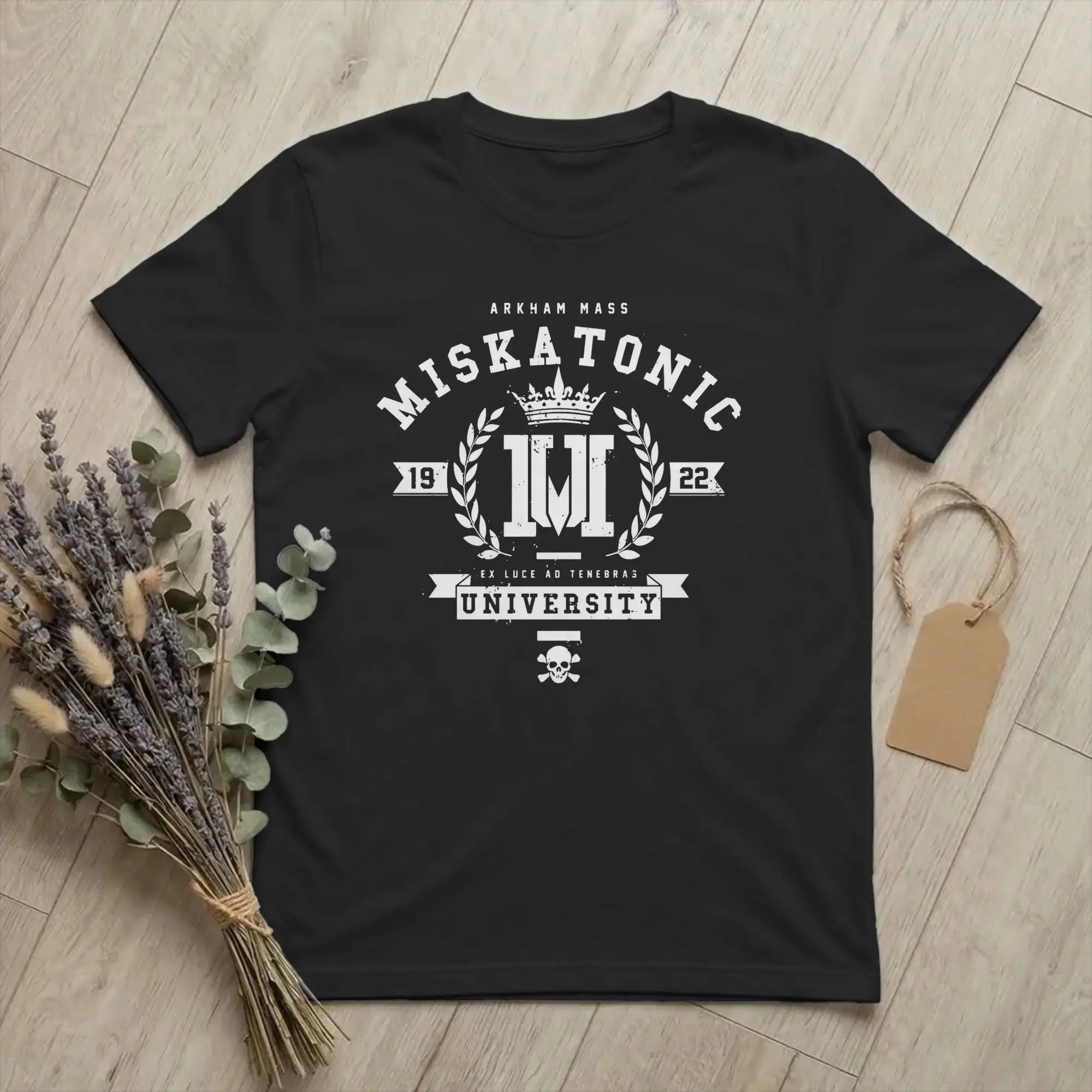 Image of Miskatonic University Cthulhu T-Shirts für Herren, Baumwolle, lustiges T-Shirt mit Rundhalsausschnitt, Lovecraft-Buch-T-Shirts, kurzärmelig, Geburtstags-Merchandise