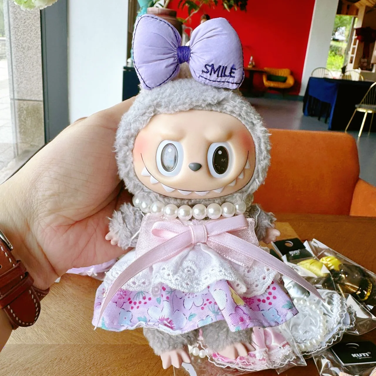 Macaron series 17 cm labubu doll clothes, vinyl blind box doll clothes, cartoon dress, bow