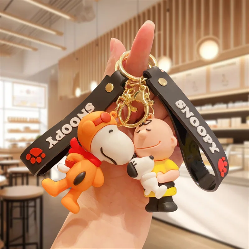 MINISO New Anime Cartoon Cute Characters Charm Keychain Dog Snoopy Keychain Cute Backpack Car Key Pendant Party Children's Gift