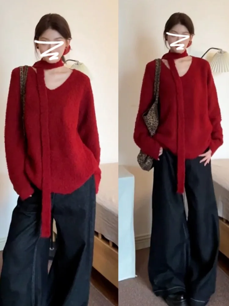 

Red V-Ne Long Sve Knitted Sweater Women's Autumn Winter Loose Comfortable Snakes Year Camere Feel Silk Ribbon Knitwear