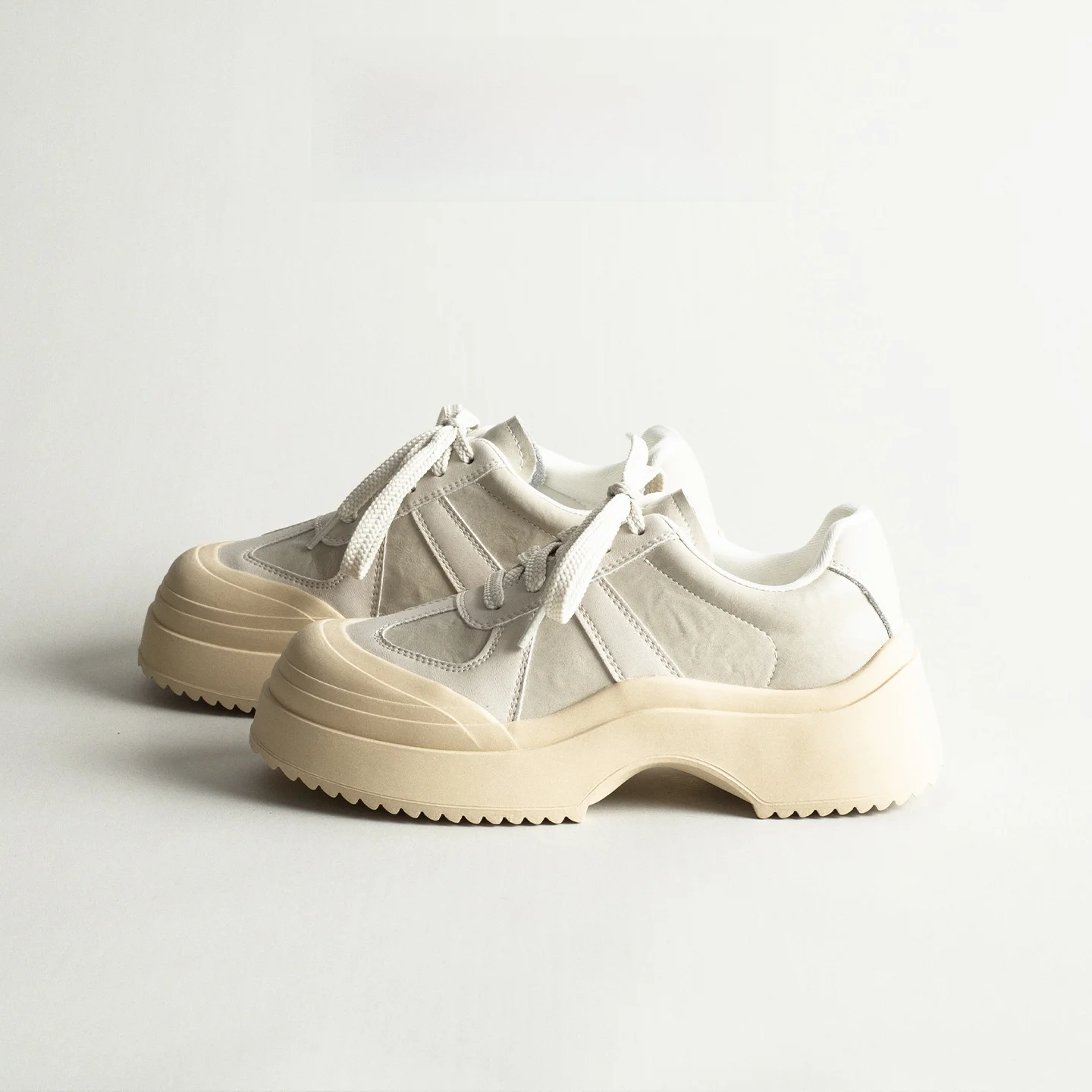 

Women's Thick Bottom Heightening De Xin Shoes 2026 New Sport Platform Casual Shoes Comfortable All-Match Flat Heel Shoes