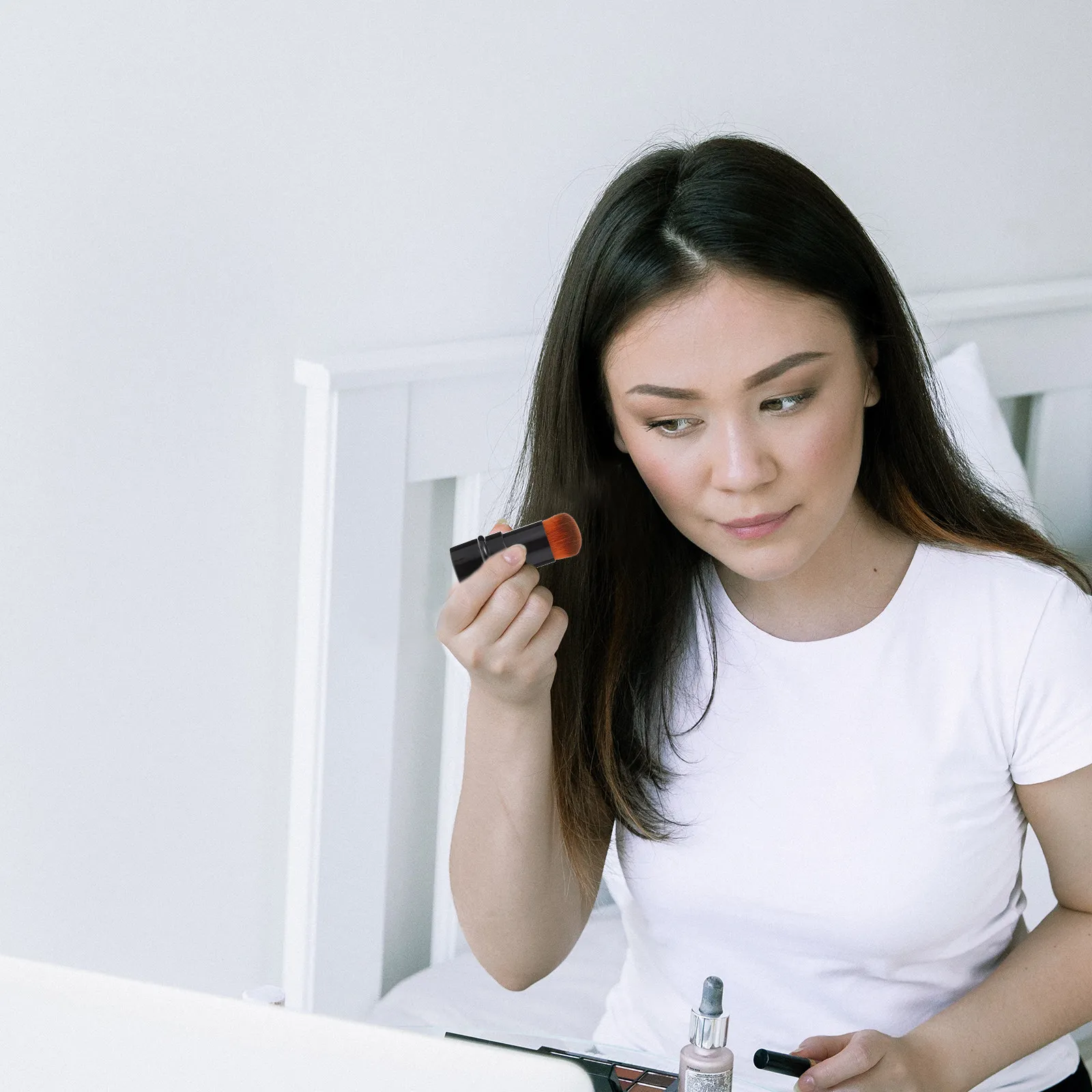 แปรงรองพื้นแบบยืดหดได้ 2 ชิ้น ขนแปรงนุ่ม ออกแบบตามหลักสรีรศาสตร์ แปรงแต่งหน้า แปรงคอนซีลเลอร์