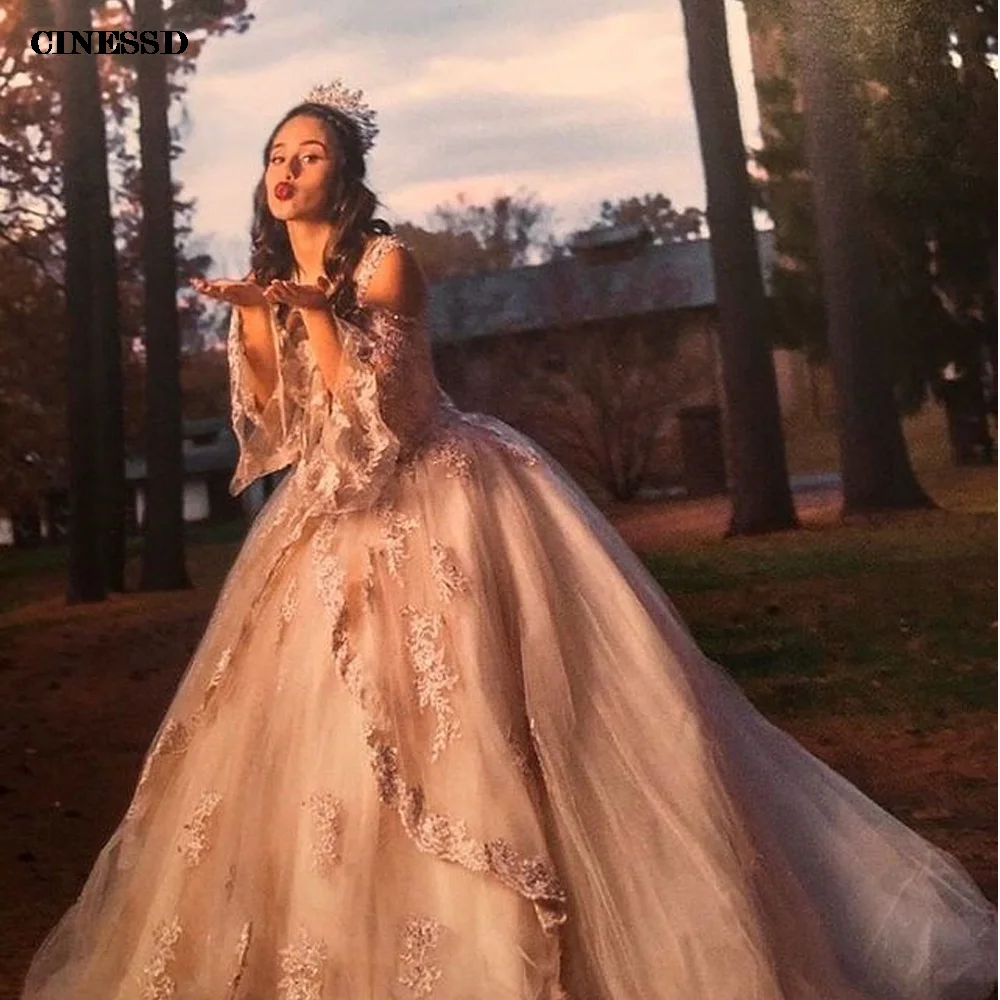 Quinceanera Tulle Appliques vestido de baile, Cristais frisados, Vestido de Aniversário Mexicano, Sweet 16 Dress