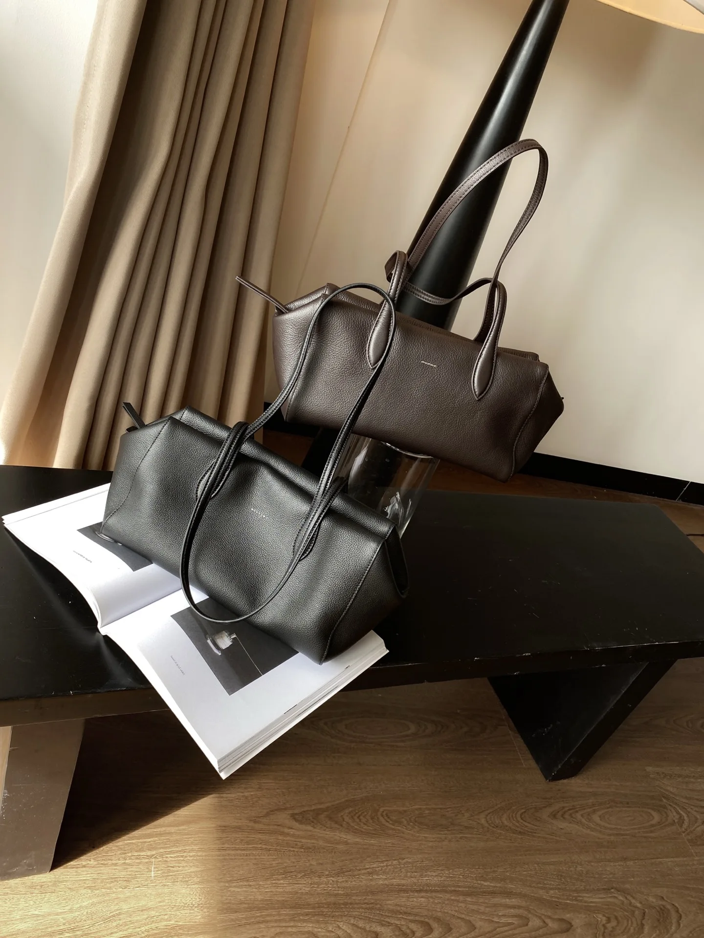 

Handbag Niche Boston Leather Versatile Large-Capacity Pillow Bag Genuine Leather Shoulder Bag for Women