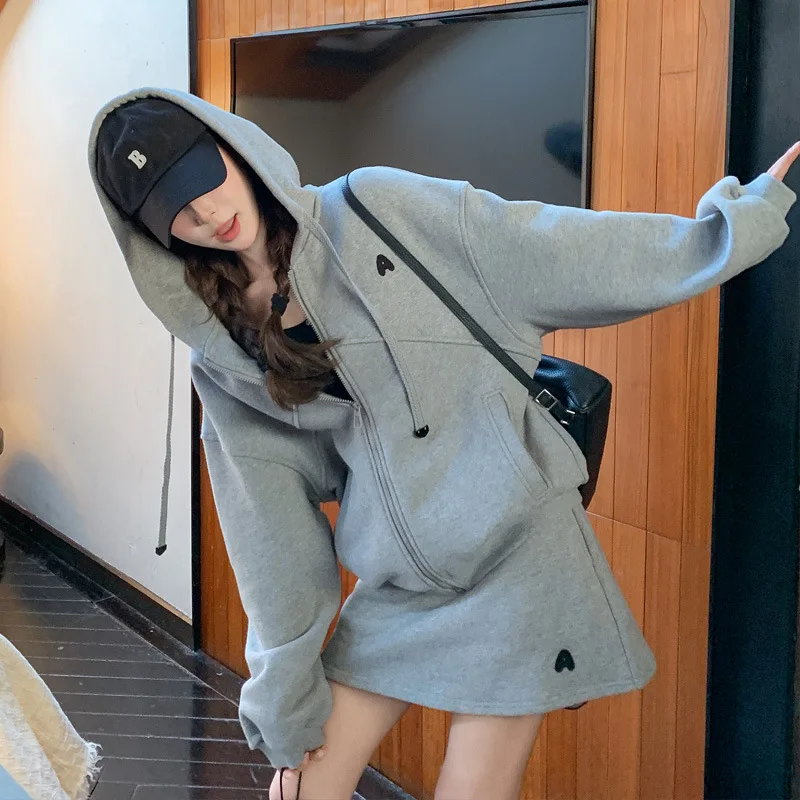 Early autumn new age-reducing skirt gray casual hooded sweater suit women