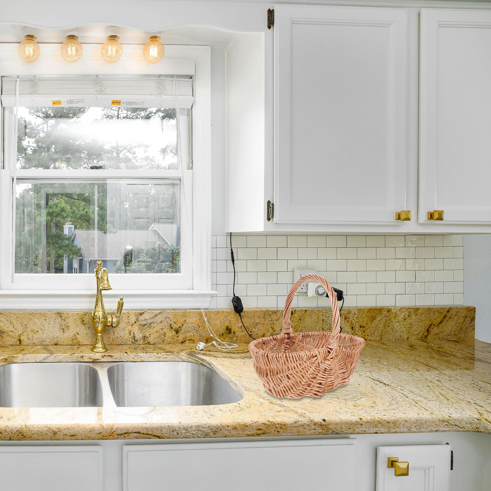 

Handwoven Wicker Basket Natural Mini Picnic Basket for Gathering Eggs Vegetables Fruits Outdoor Harvest Use