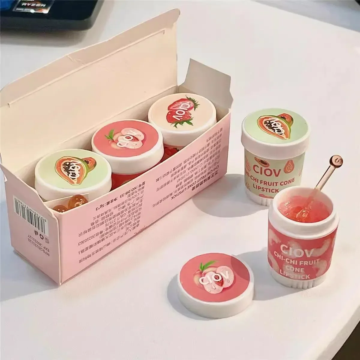 Cute Strawberry Ice Cream Lip Balm Lipstick Base Moisturize Lip Care Reduce Lip Lines Mask Anti-Cracking Rare Makeup Beauty