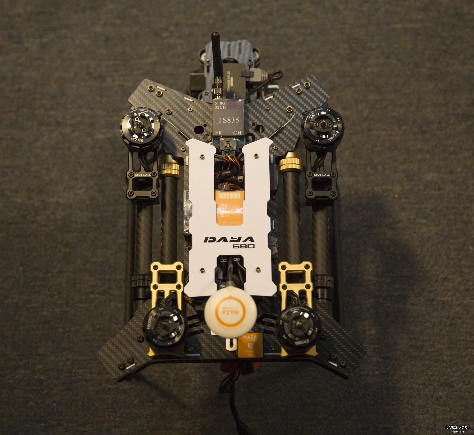 إطار كوادكوبتر APUAV H4 680 قابل للطي رباعي المحاور من ألياف الكربون مع أرجل هبوط لـ FPV