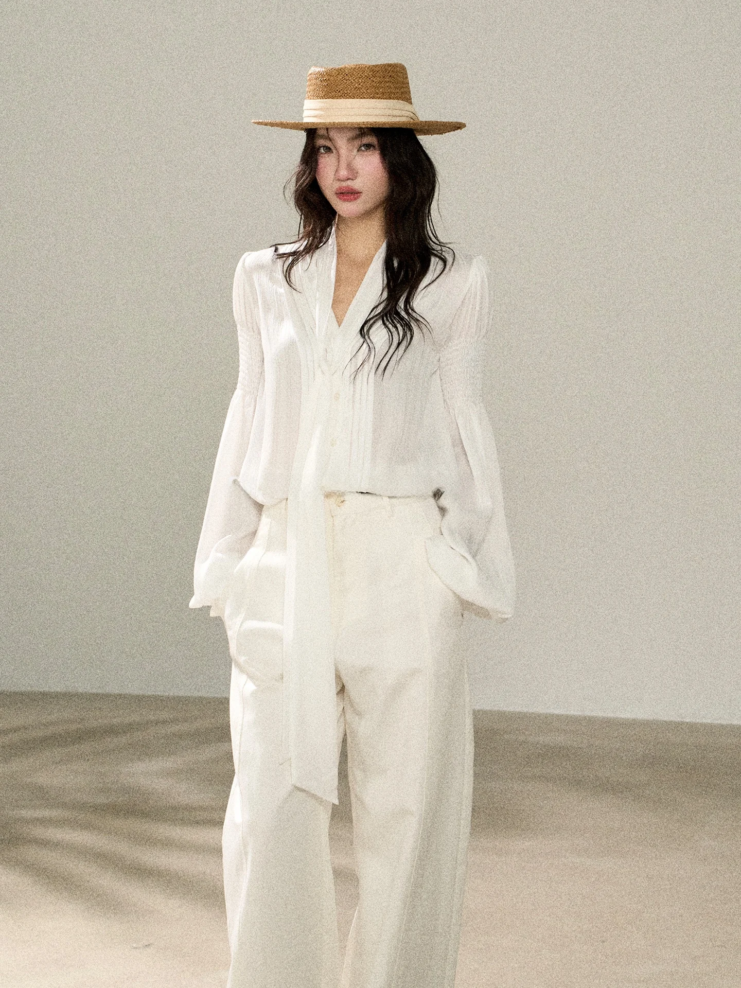 

Flower7 Women's Long Sleeve Shirt Bow Tie Gentle Vacation Style Girl Feeling Polyester Fiber Korean Style Suitable for Girls
