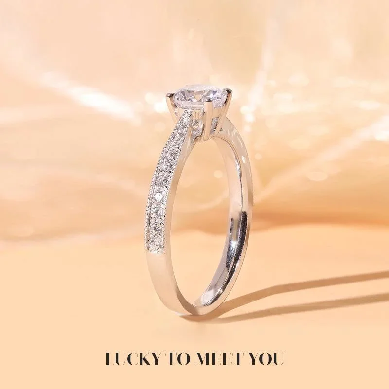 Classic Four Claw Princess Cut 1 Karat Artificial Mosanite Diamond Ring for Women Jewelry Ornament's Proposal Ring Plated Pt950