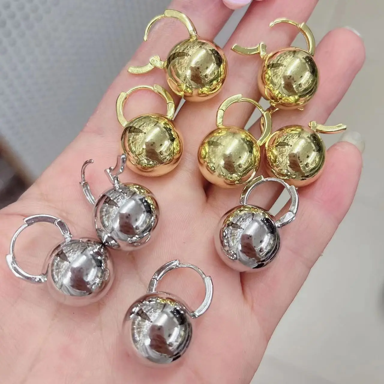 5 Pairs, Gold Ball … - image
