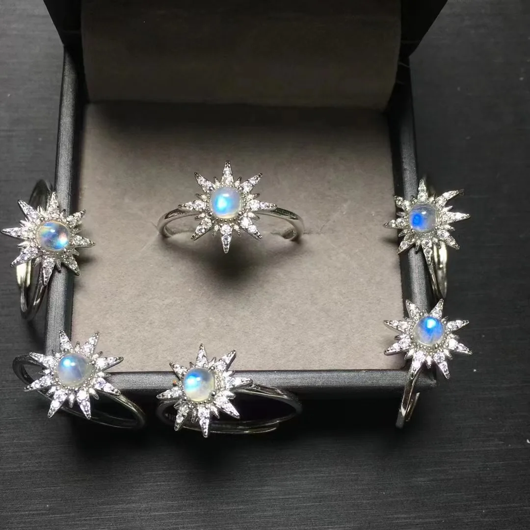 

Unit One Piece 925 Silver With Designed Natural Blue Moonstone Crystal Healing Random Shape Ring Jewelry Gift