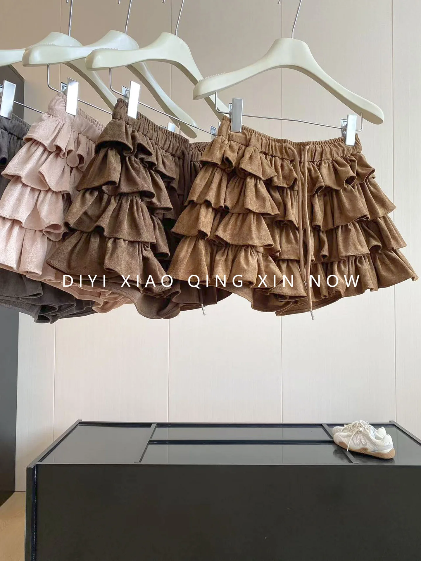 Dongda Gate Autumn New Style Short Skirt Fluffy A-Line Suede Half-length Skirt with Lotus Leaf Edges Versatile for All Seasons