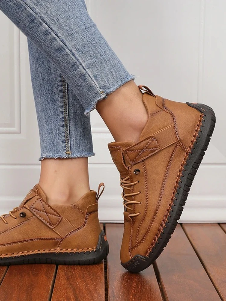 Mocassins en cuir faits à la main pour femmes, bottes de moto décontractées, confortables, à semelles souples, de haute qualité, à la mode, Tennis britannique, couleur chair