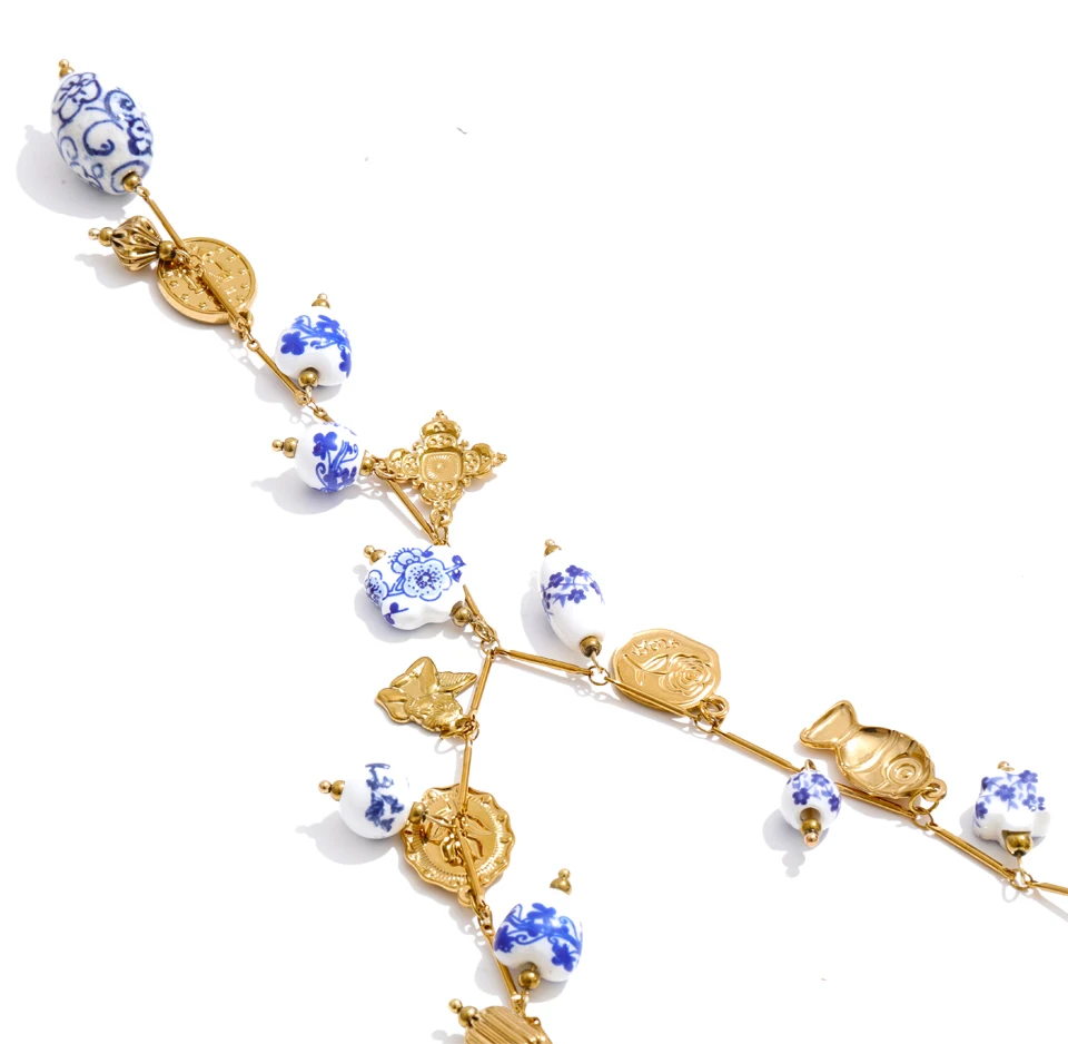 Yhpup Edelstahl-Keramik-Blumenherz-Anhänger Lange Halskette Exklusiver Stil Handgefertigte Perlen Sommer-Trend PVD-Schmuck – Detail 3