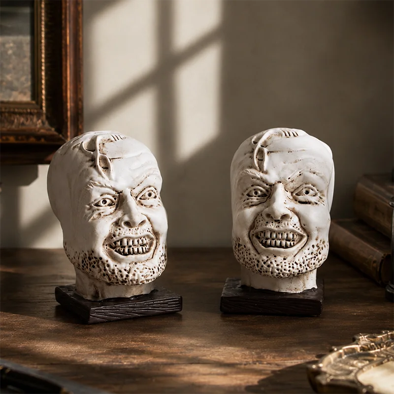 Gothic Dark Resin Human Head Statue Vintage Creepy Face Figurine Bookend Desktop Ornament for Study Bookshelf Home Decor Gift