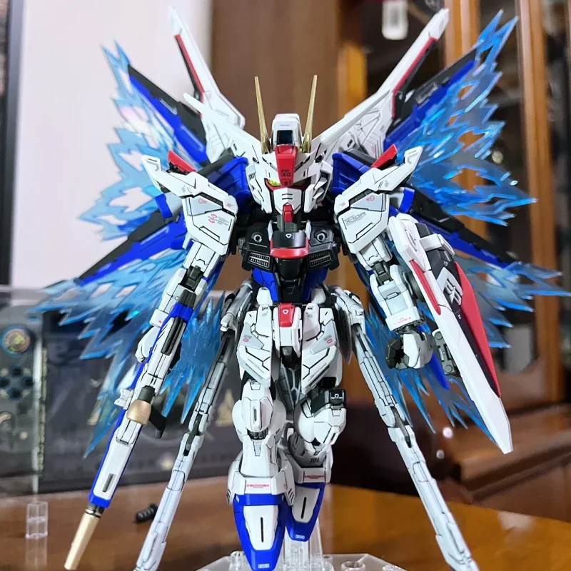 

MGSD ZGMF-X10A Freedom Assemble The Model Action Figures Boy Toy Desktop Decoration Gift Collectible With Bracket Sticker