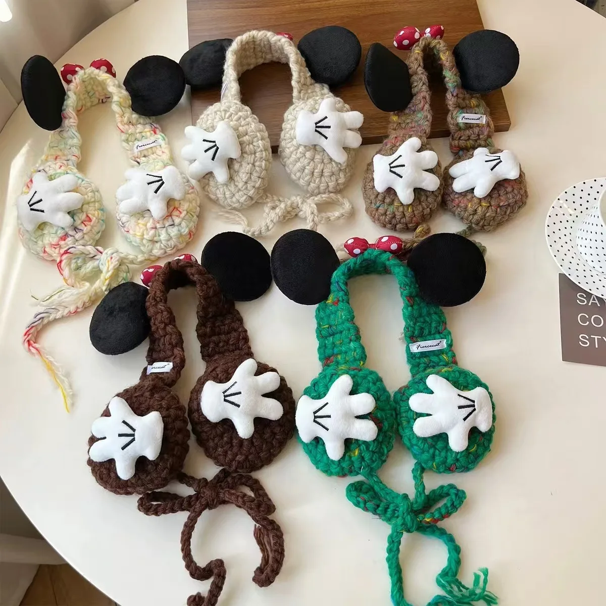 

Minnie Mouse Small Sweet Bow Element Pom-Pom Tie Yarn Earmuffs for Women Autumn and Winter Warm Knitted Ear Warmers Woman Gift