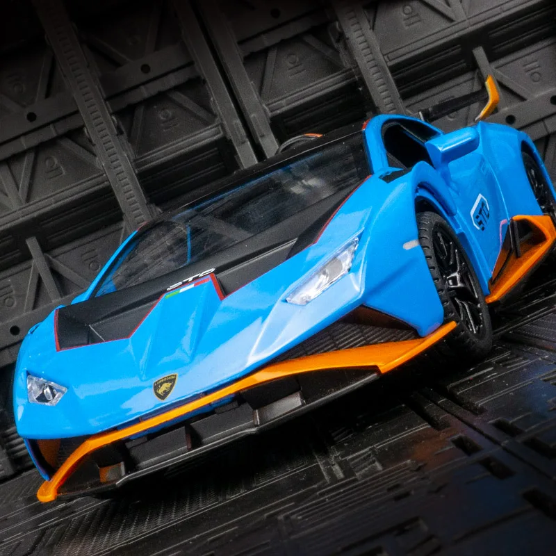 Supercar modelo de coche de aleación Lamborghini STO 1:24, juguete con comentarios de luz y sonido para niños, puertas y capó del motor, el maletero se puede abrir
