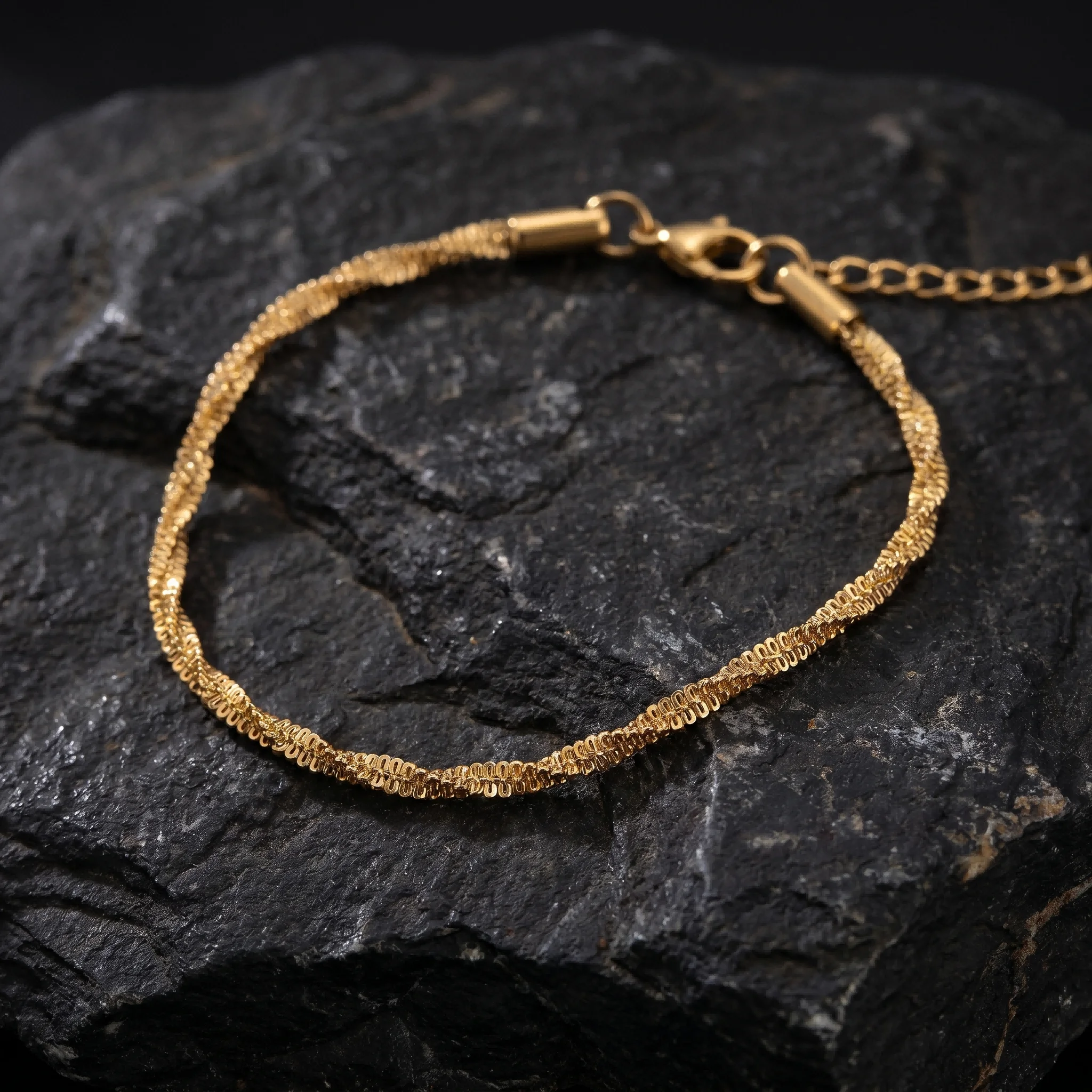 Ladies Simple Luxurious Women Wrist Bracelets Flower Chain Bracelet Plated Stainless Steel Elegant High Quality Luxury Jewelry