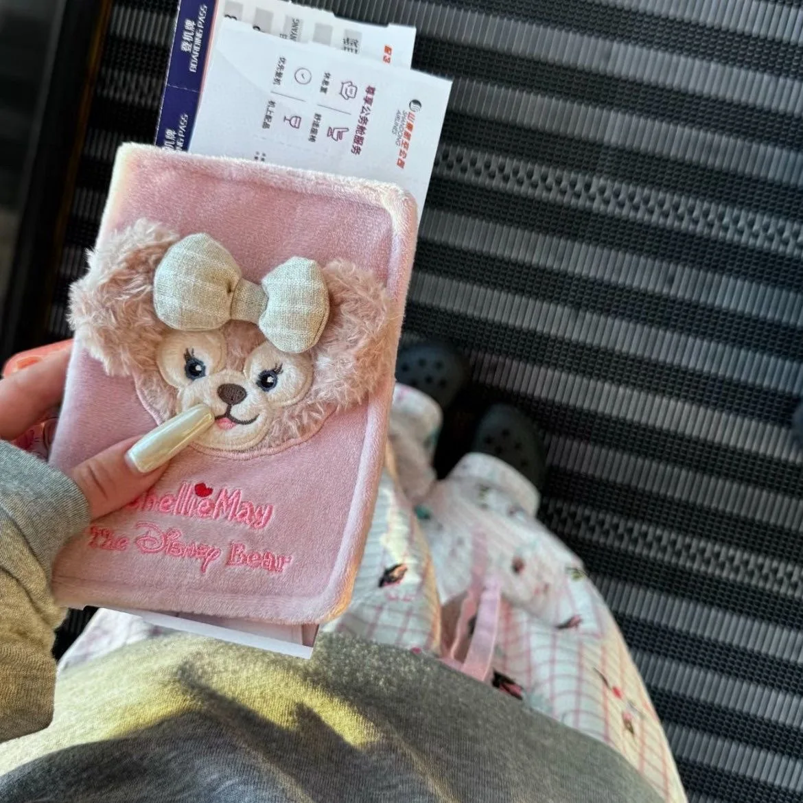 ديزني Shelliemay القطيفة الناعمة بطاقة الهوية حافلة بطاقة تخزين بطاقة حقيبة زوجين شهادة جواز السفر واقية هدية عيد الحب #4