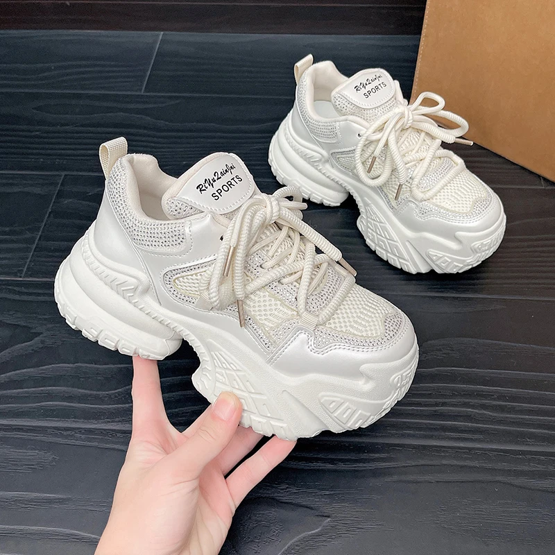 Thick Soled Height Increasing Sports Shoes for Women, New for Spring and Autumn 2025, Look Slim and Versatile, Casual Shoes