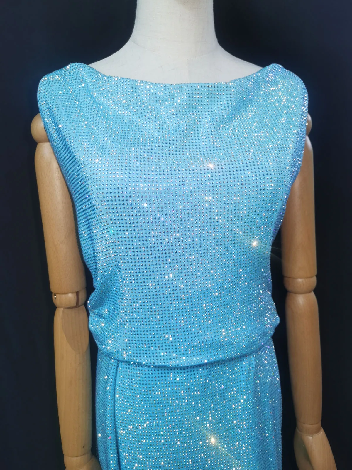 Rhinestone Fabric Good Quality Stretchy Strass Embellish Dress Customized Tailored  Yard Embroidery