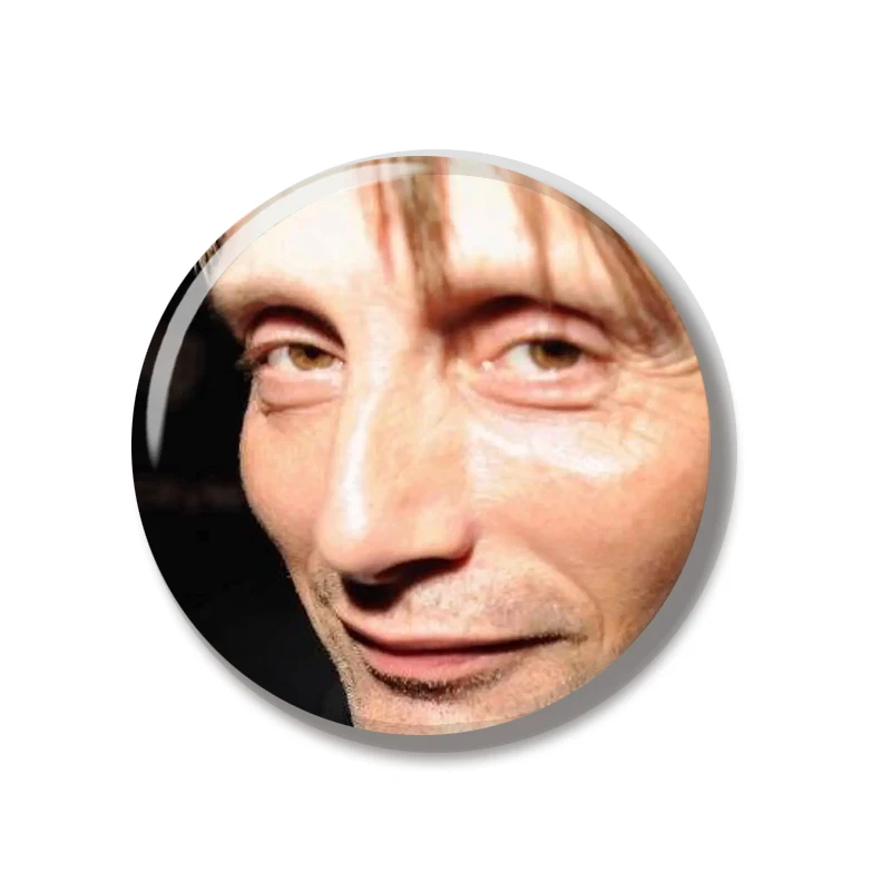 44MM Mads Mikkelsen Hannibal Face Pin Soft Button Pin Jewelry Creative Badge Cartoon Brooch Lapel Pin Bag Backpack Hat Decorate