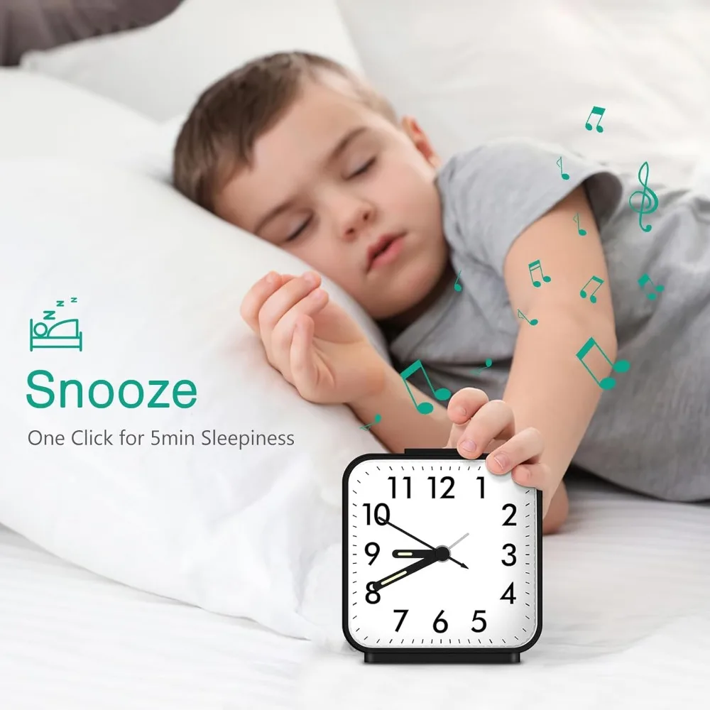 

Simulated alarm clock, battery driven simulated travel clock, small bedside clock with night light, gradient alarm clock,