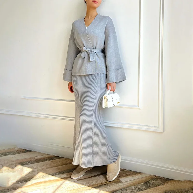 Rock Anzug Frauen 2-teiliges Set Stricken Strickjacke Pullover Lange Röcke Ensemble V-ausschnitt Spitze Up Büro Dame Outfits Herbst 2025