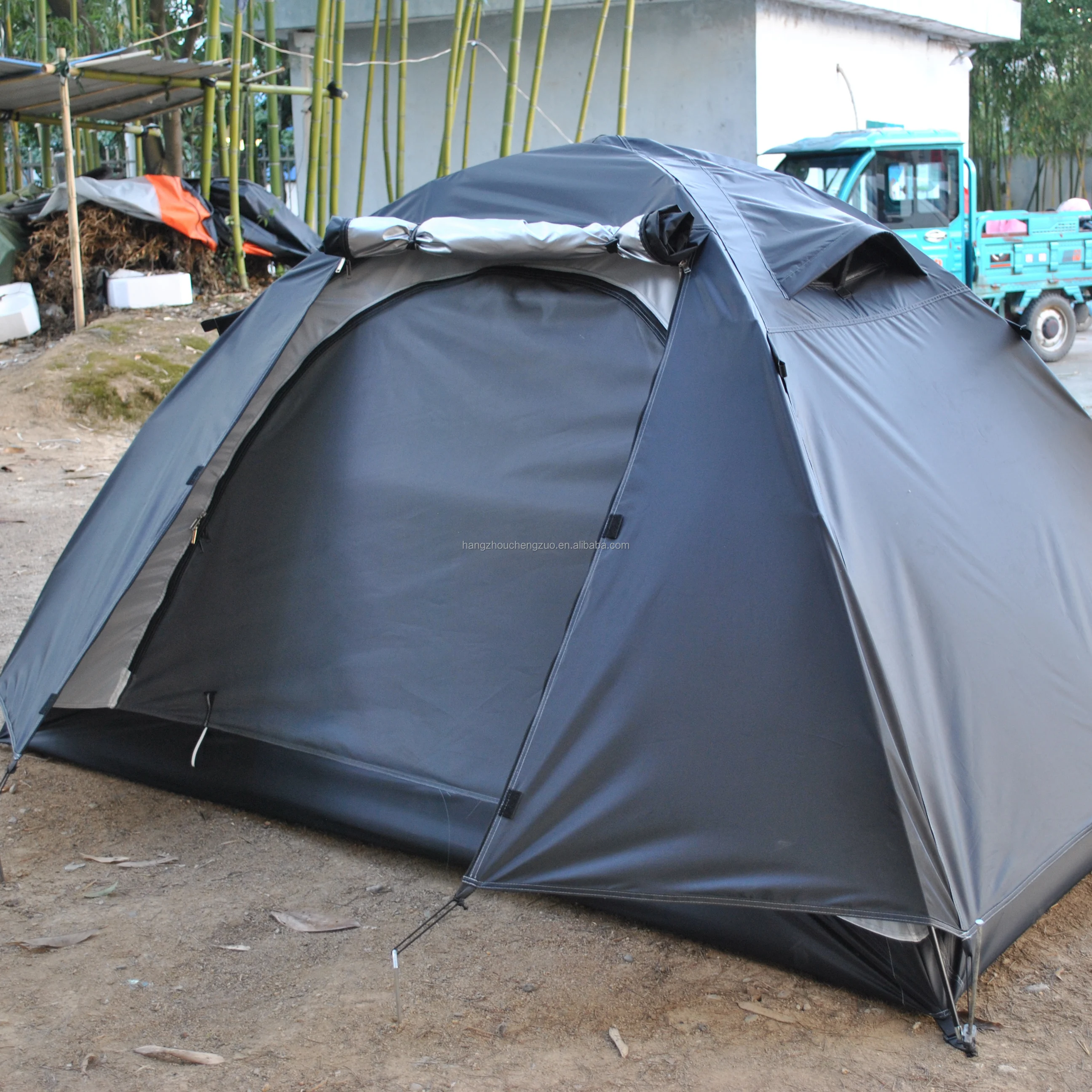 

4-Season double-layer 2-person tent, sunscreen 2-person backpack tent, CZX-745 camping tent, double-layer camping dome tent