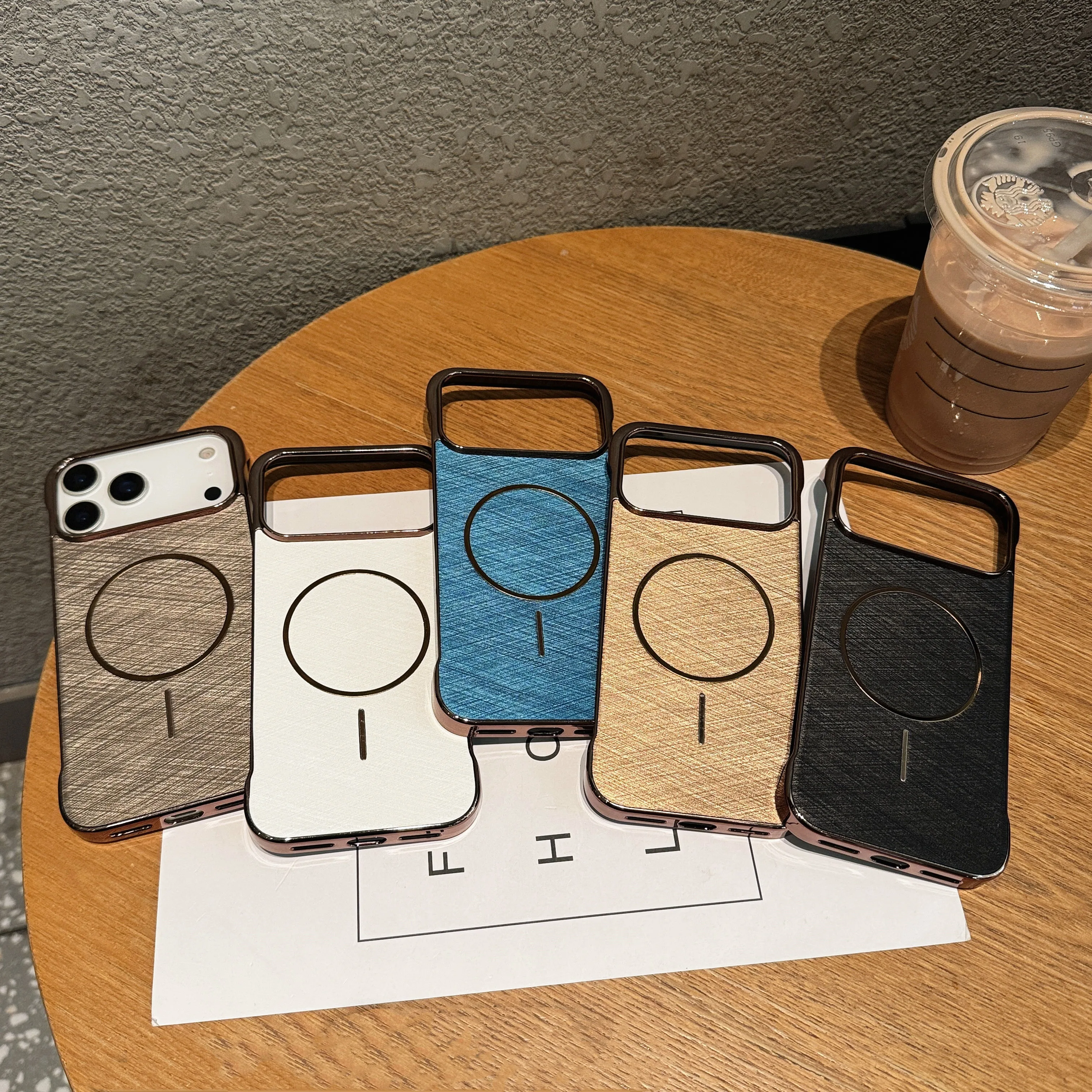 

Side Frameless PC Magnetic Phone Case With Gold Thread Texture For iPhone 17 Pro Max Shockproof Protective Cover