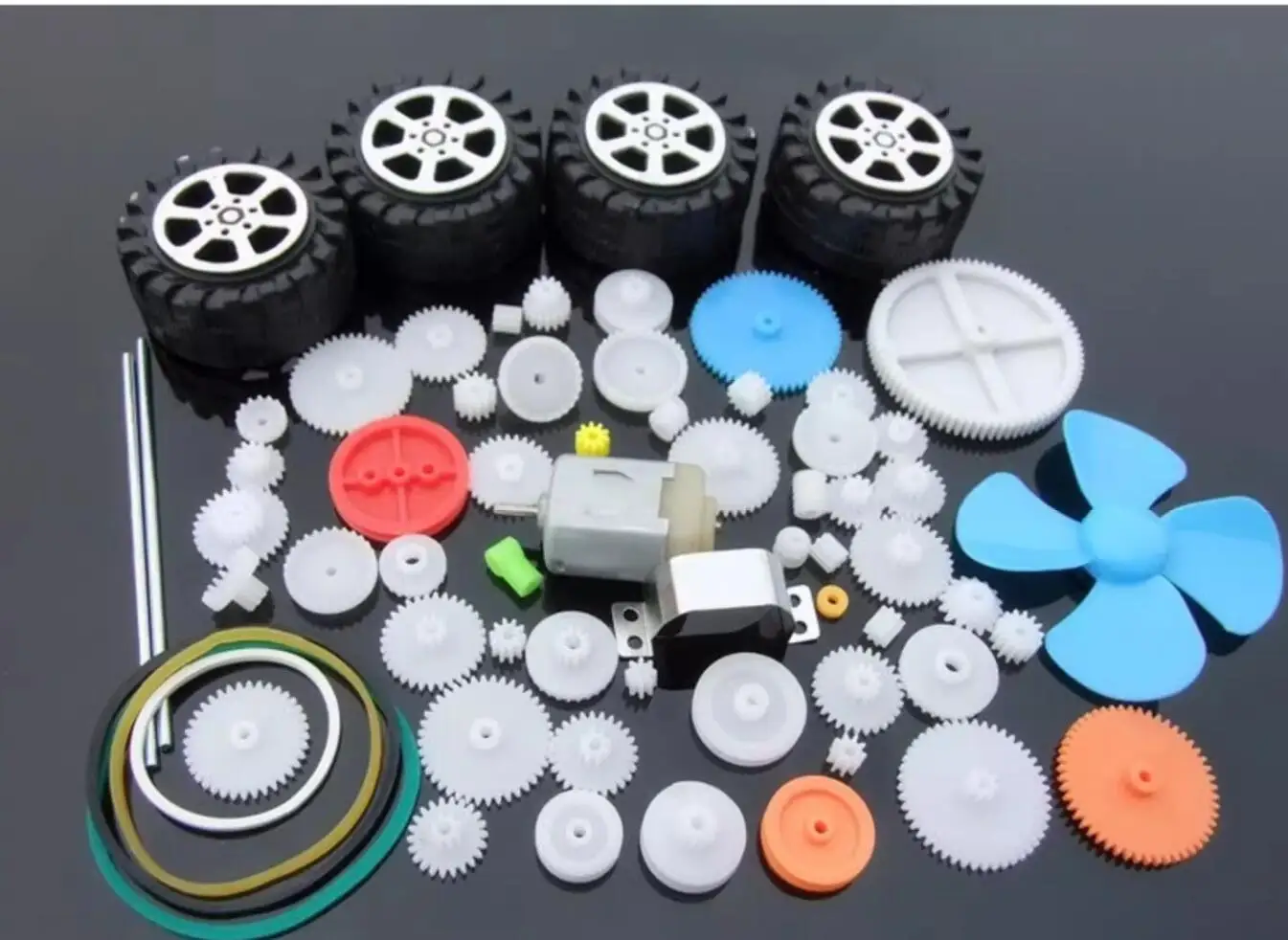 YYT DIY 62 Parts Color Plastic Gear Pack Gearbox Toy Car Gear Motor Gear