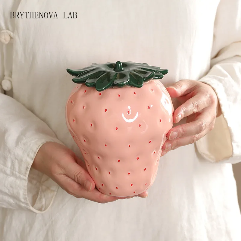 Modern Strawberry Ceramic Tea Caddy Special-shaped Abstract Decoration Jar Moisture-proof Sealed Crafts Jar Gift Home Decoration