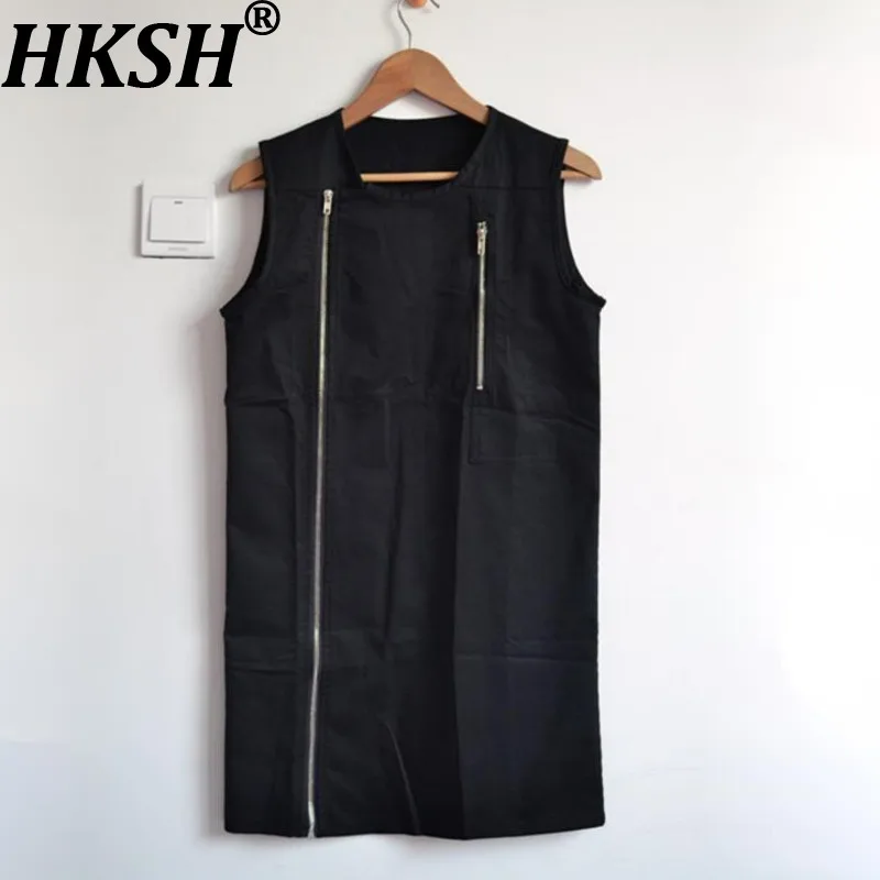 

HKSH Spring Summer New Men Tide Dark RO Style Asymmetrical Vest Patchwork Pocket Double Zipper Slim Fit Cotton Waistcoat HK19020