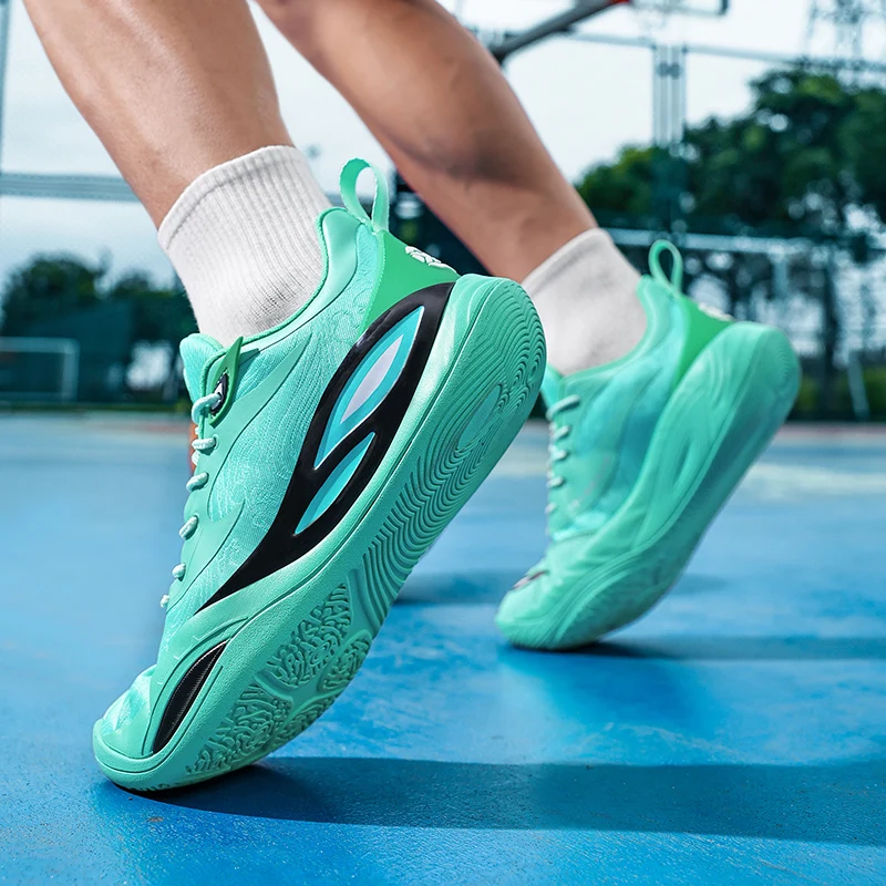 2026 New Couples Basketball Shoes Fashion Outdoor Basketball Sneakers Anti-Slip Basketball Training Shoes Outdoor Sneakers