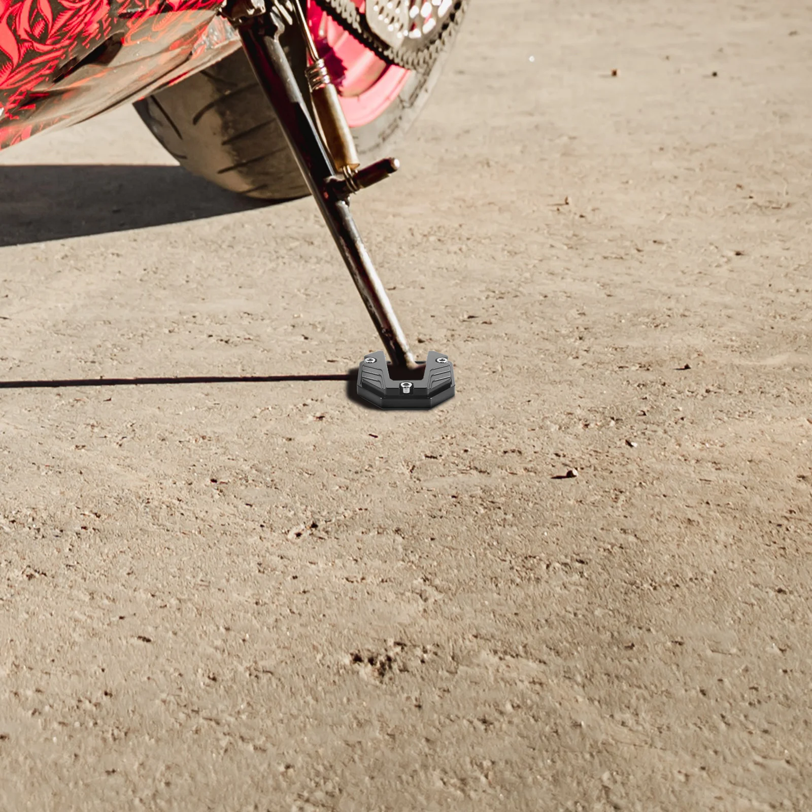 

Anti-slip Motorcycle Kickstand Pad Enlarged Footrest Plate Stable Parking Random Color Aluminum Alloy Durability Motorbike