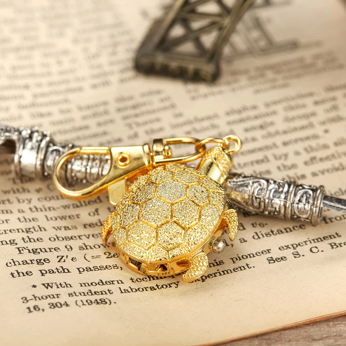 Small Turtle Keychain Keyring Quartz Pocket Watch Steampunk Gold Clock For Men Women Collection Present Fob Flip Case Watches