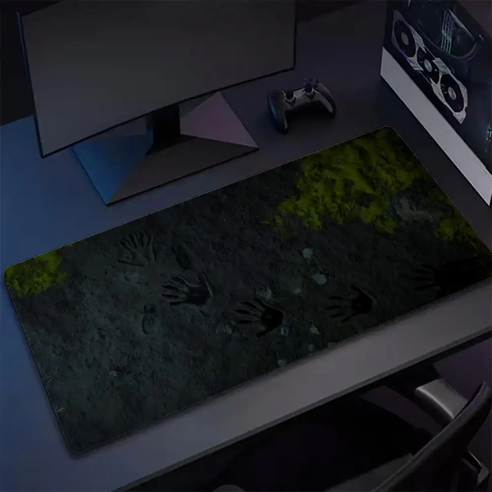 

Anime Death Stranding Mouse Pad Keyboard Desk Mats, Kawai Rubber, Non-Slip Desk Mat, XXL90x40cm