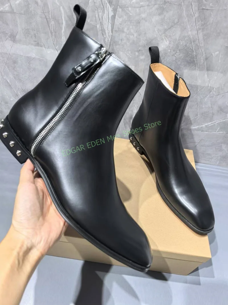 

Classic Black Leather Men Ankle Boots Pointed Toe Square Low Heel With Rivet Decoration Male Side Zipper High Top Boots Shoes