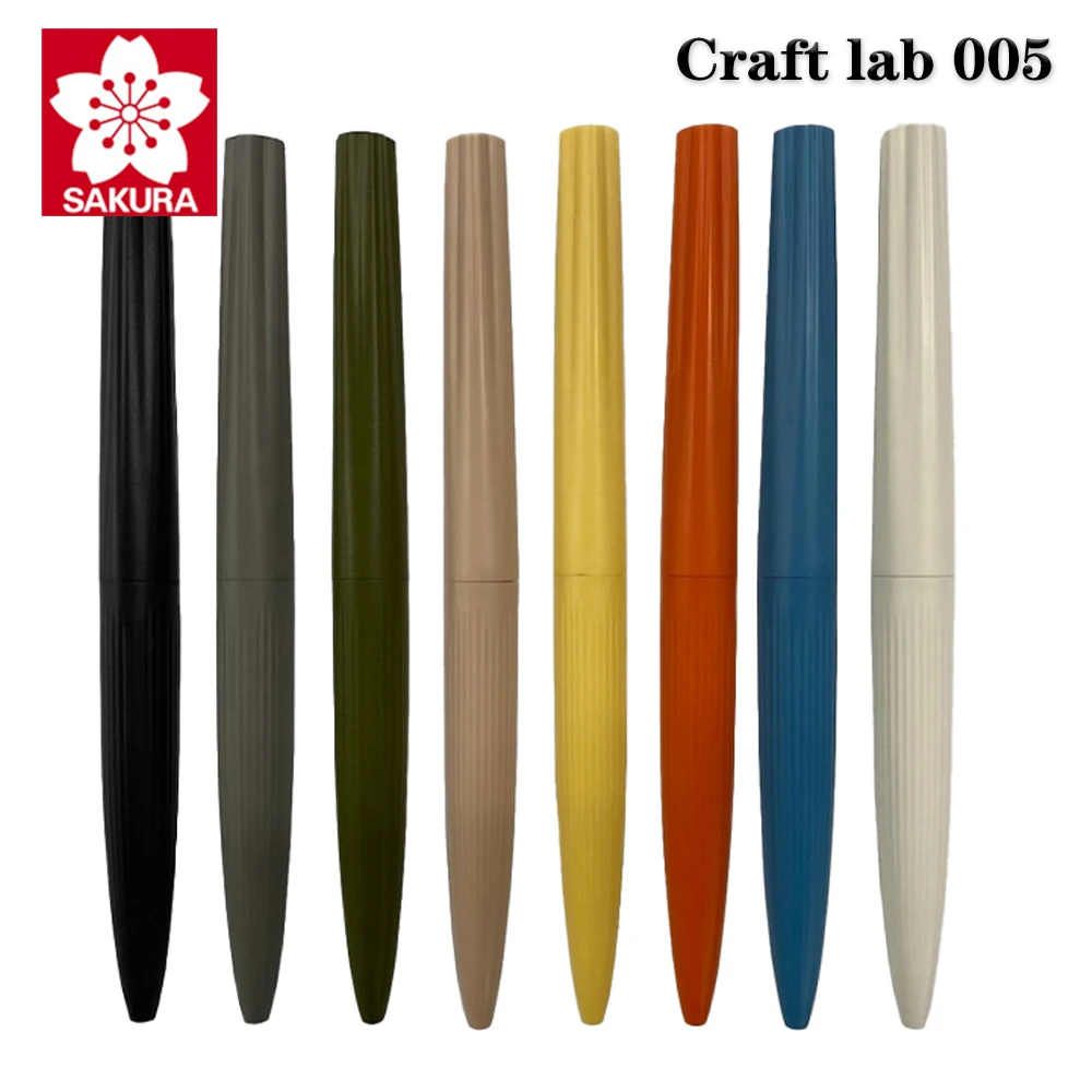

Japan SAKURA Gel Pen Craft Laboratory 005 Low Center of Gravity Brass Pen Counterweight Rotating High-end Gift Stationery 0.5mm