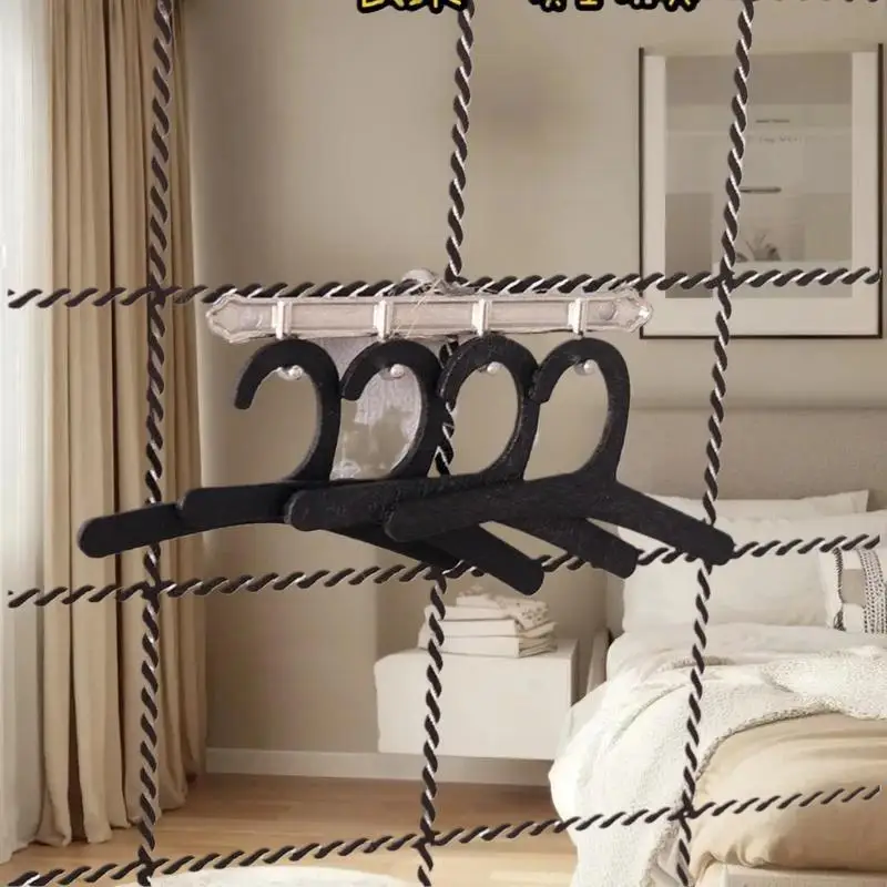 인형의 집 화이트/블랙 1/12 나무 옷걸이 장난감, 10개 세트, 재미있는 코스프레 미니어처 가구