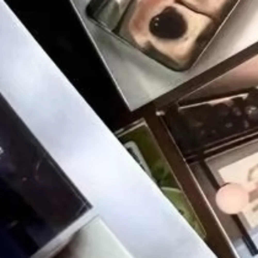 

New 24 Pages Y2K Stickers Book Retro Style Cute Design Decorative Stickers Removable Kawaii Scrapbooking Stickers