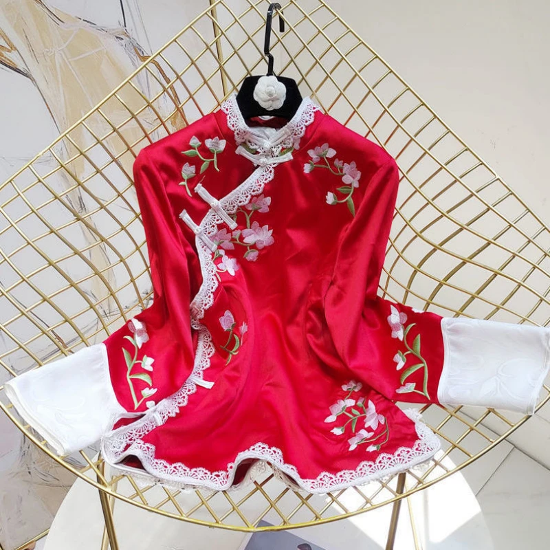 Chinese Cheongsam Tops Female Long Sleeve Stand Collar Shirt Lace Patchwork Floral Embroider Vintage Buckle Tang Suit Blouse