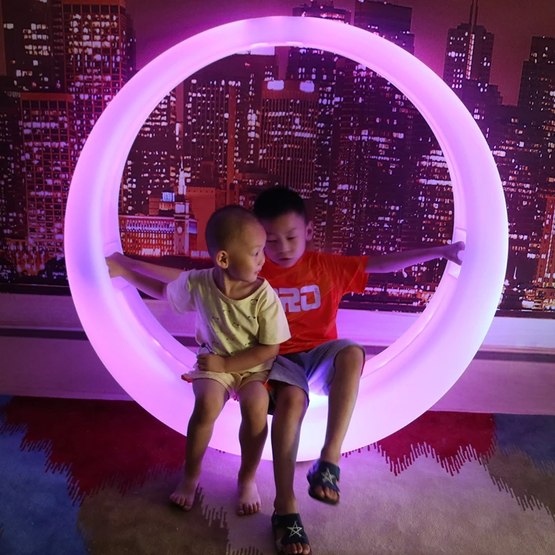 

Modern LED Swing Chair Cheap Price Strong PE Material for Adult & Kids for Park & Courtyard