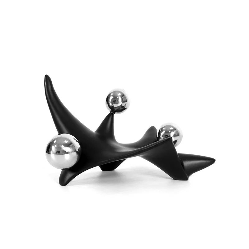 CX modern light luxury abstract distortion, sea cucumber thorn ornament model house sales office simple geometric shape