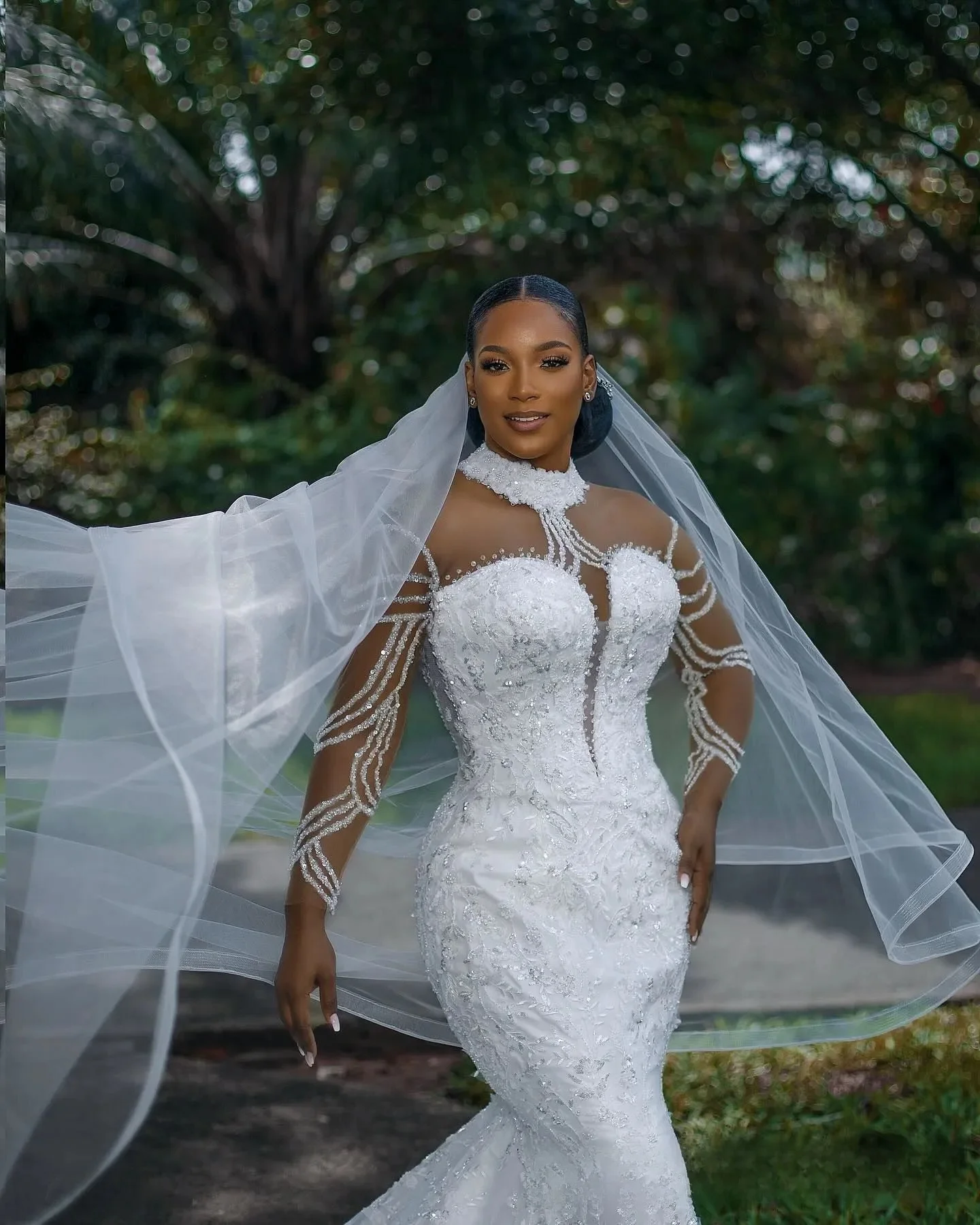 Customized Plus Size Aso Ebi Wedding Dress Bridal Gowns For Bride High Neck Illusion Long Sleeves Tiered Tulle Mermaid 3D Beaded